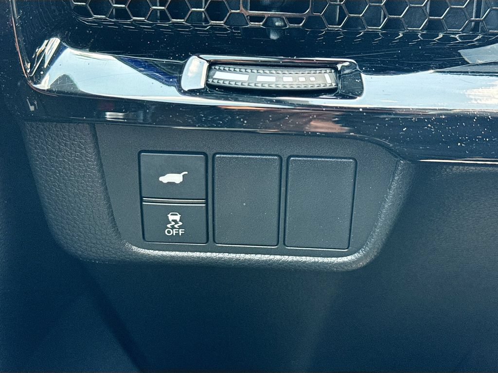 Used 2023 Honda CR-V Sport Touring image 12