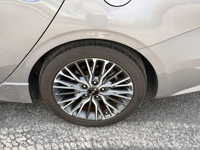 Used 2023 Kia Forte GT-Line w/ GT-Line Technology Package FWD image 31