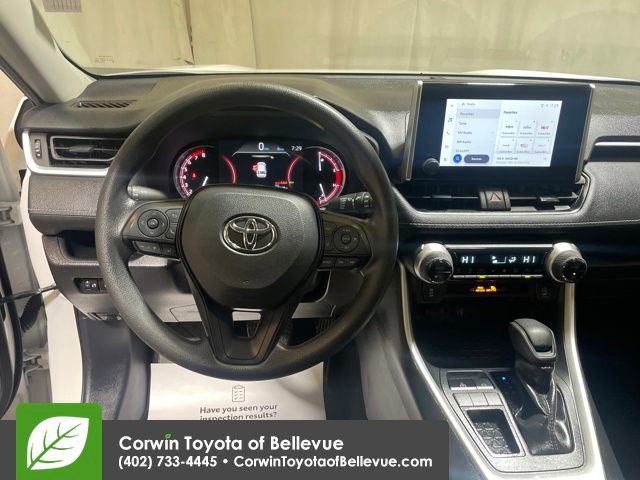 Used 2025 Toyota RAV4 XLE image 14