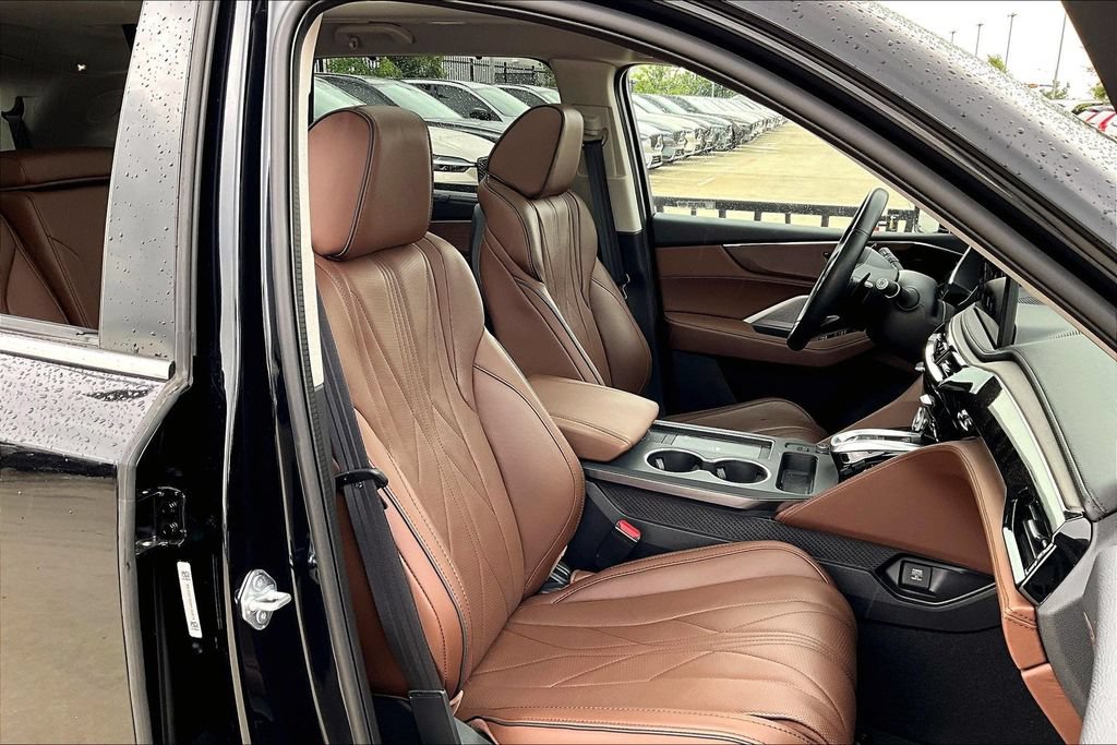 Certified 2025 Acura MDX SH-AWD w/ Advance Package image 9