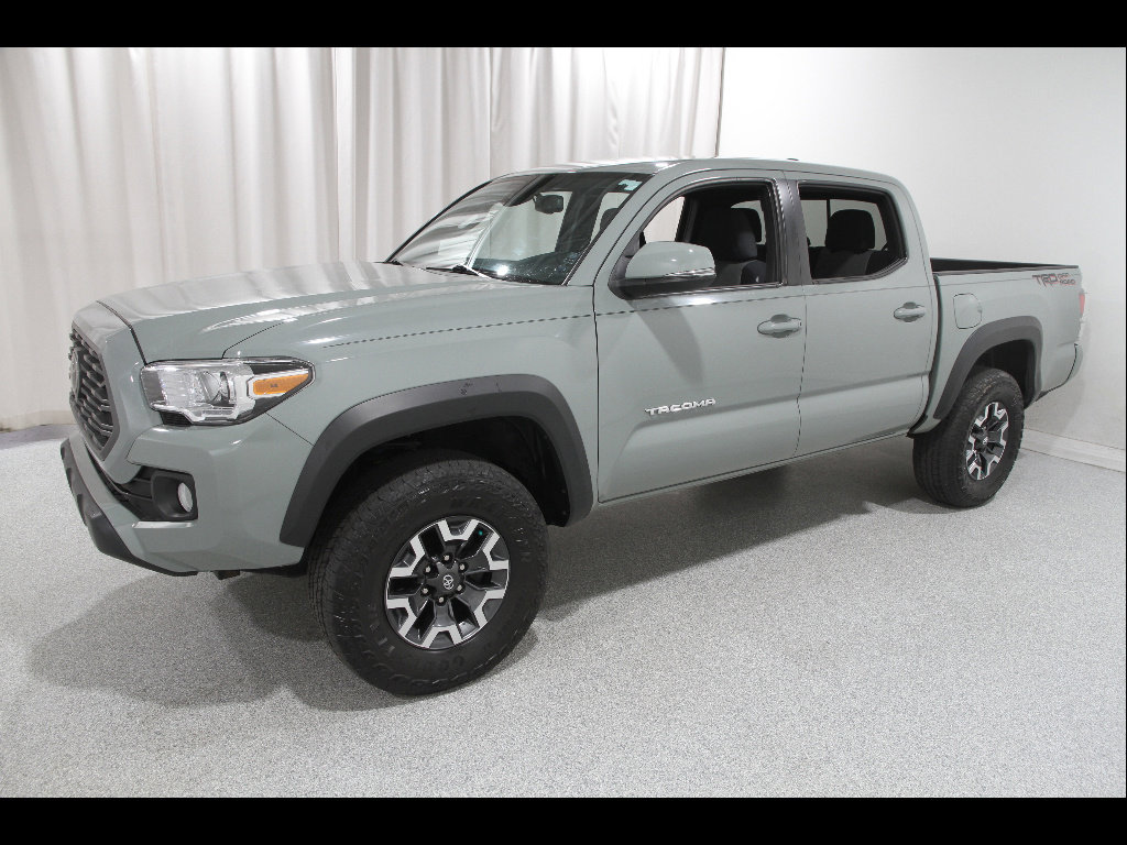 Used 2022 Toyota Tacoma TRD Off-Road w/ Technology Package RWD image 3