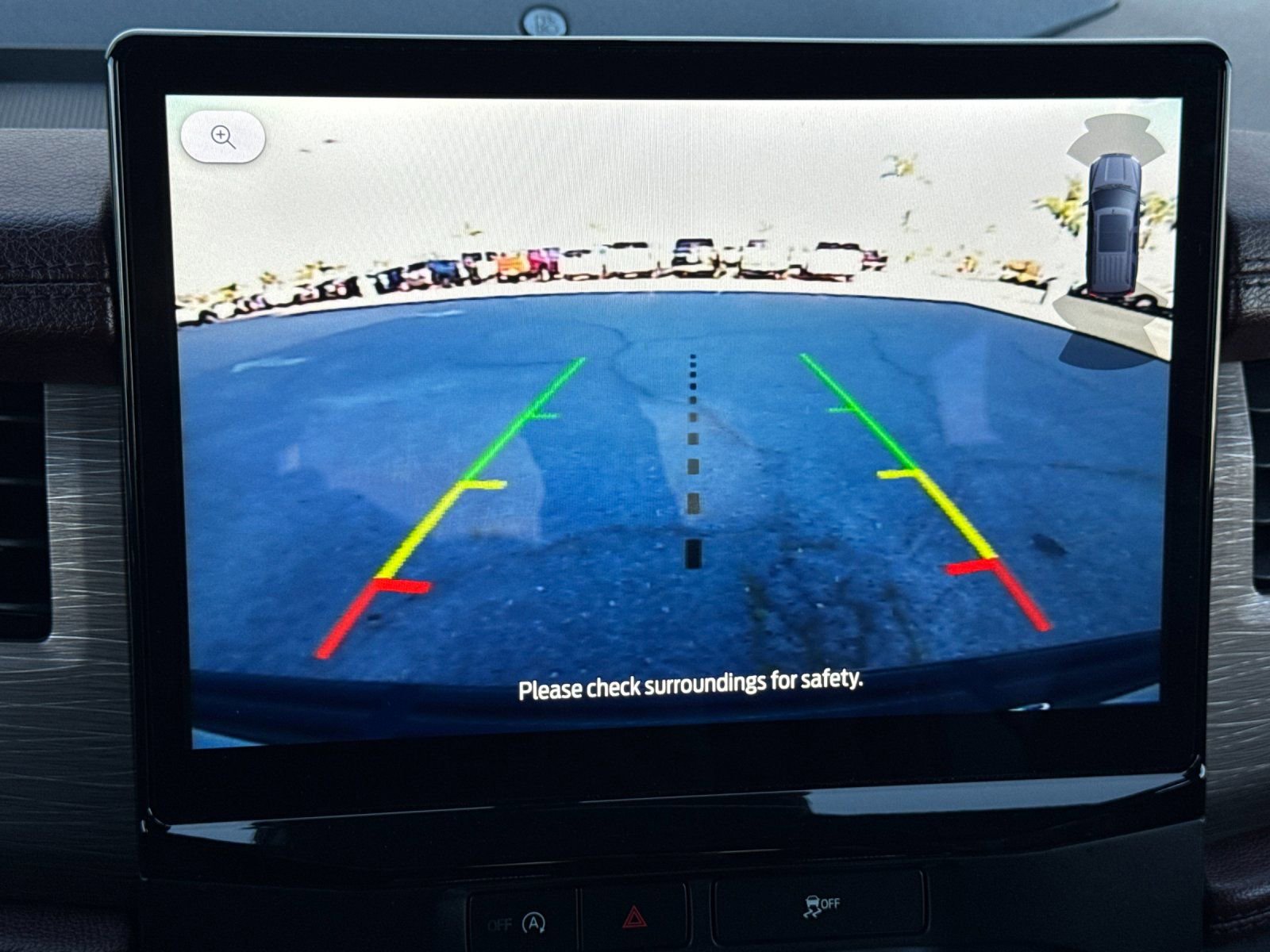 Used 2023 Ford Expedition Limited image 26