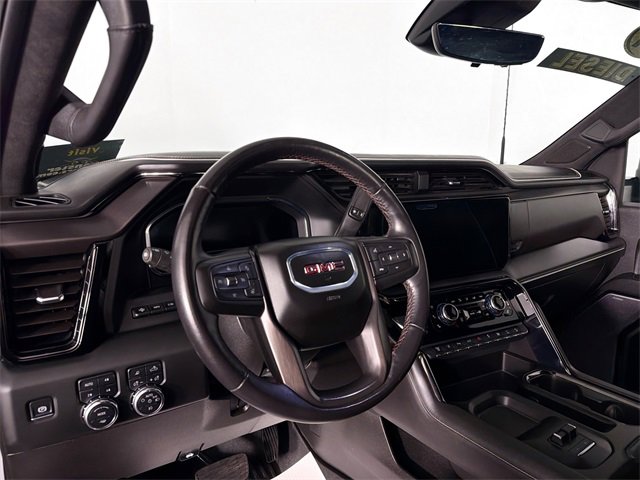 Used 2024 GMC Sierra 2500 AT4X image 9