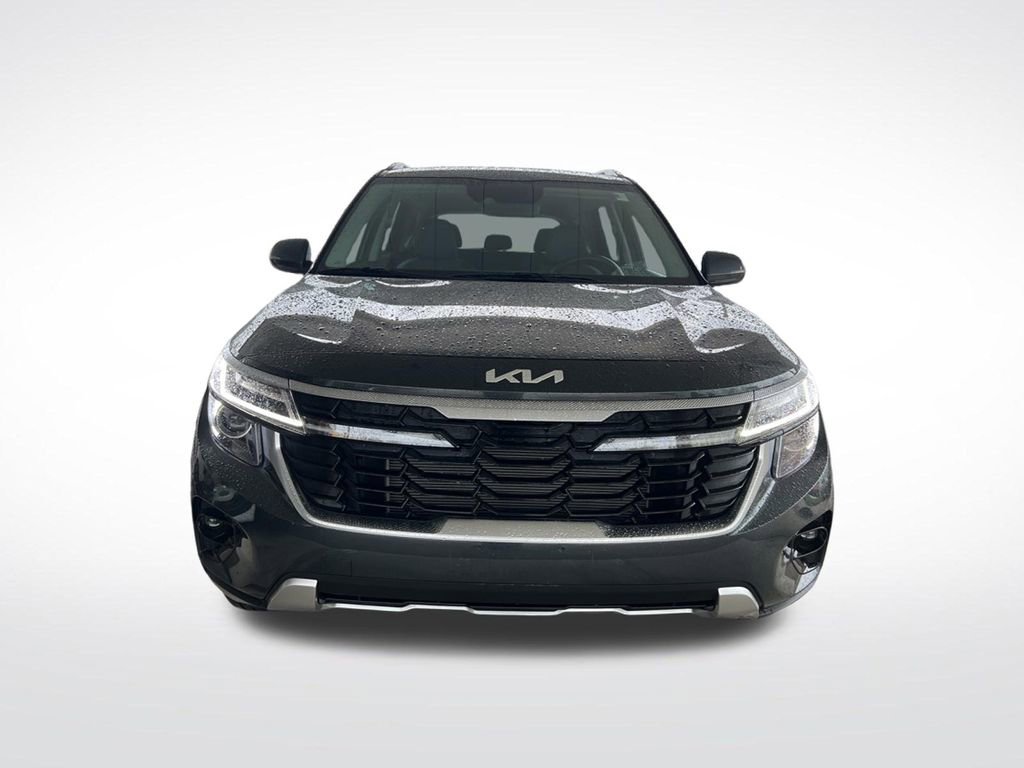 Certified 2024 Kia Seltos S AWD/4WD image 2