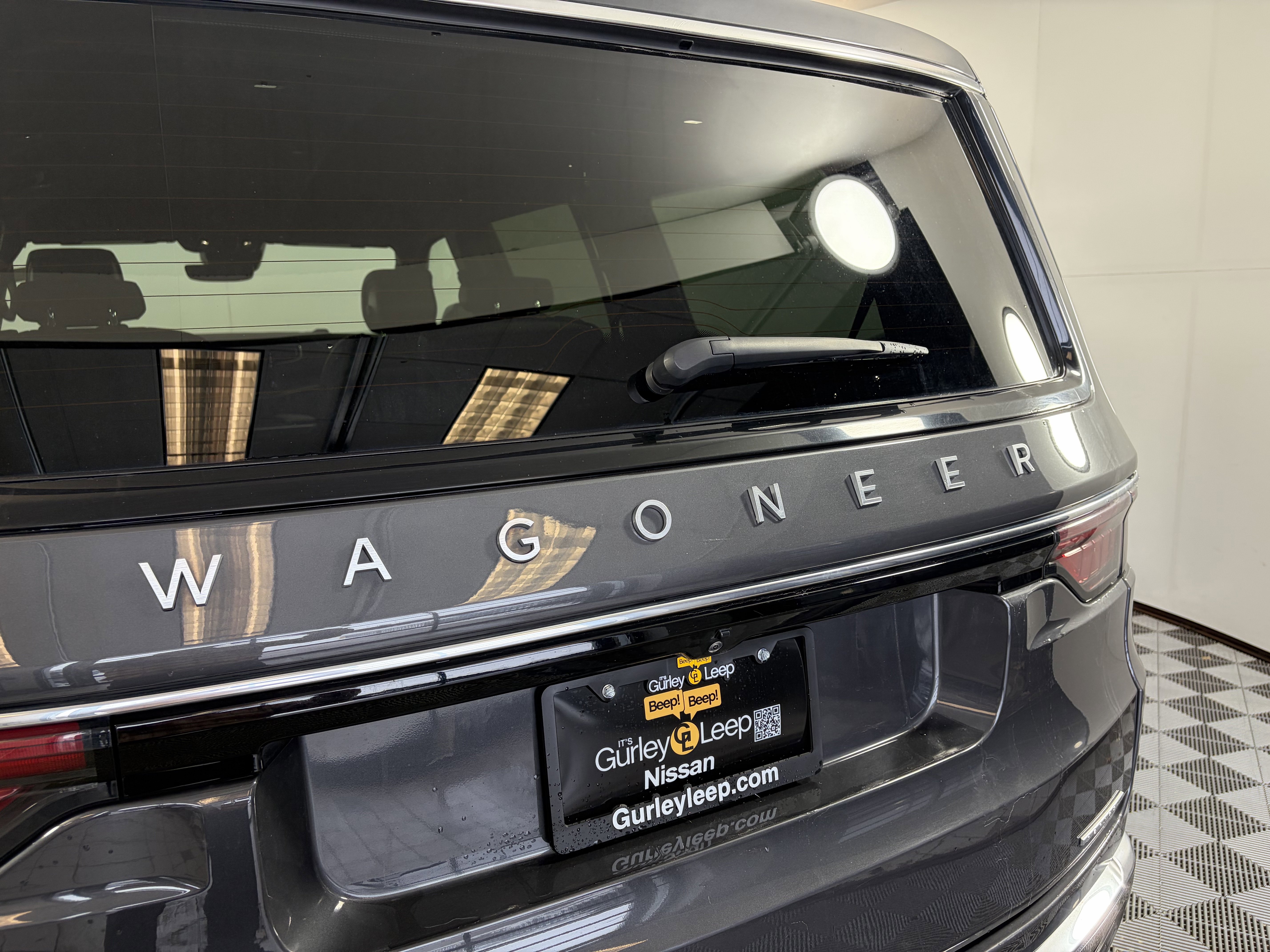 Used 2024 Jeep Wagoneer Series II image 16