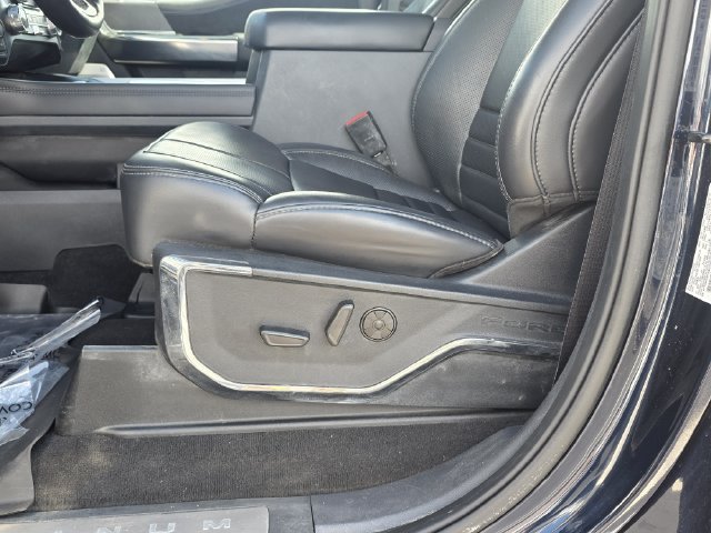 Used 2025 Ford F350 Platinum AWD/4WD image 16
