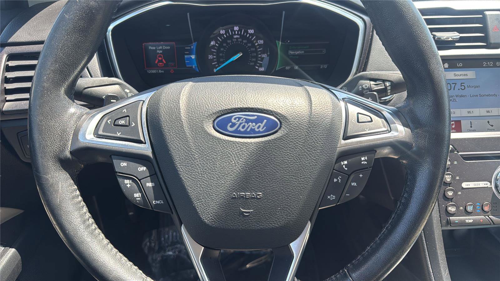 Used 2018 Ford Fusion Titanium AWD/4WD image 23