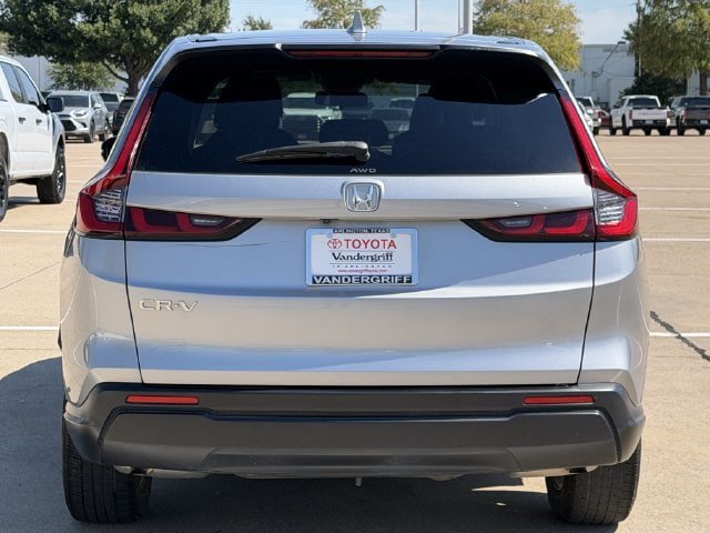 Used 2023 Honda CR-V EX image 5