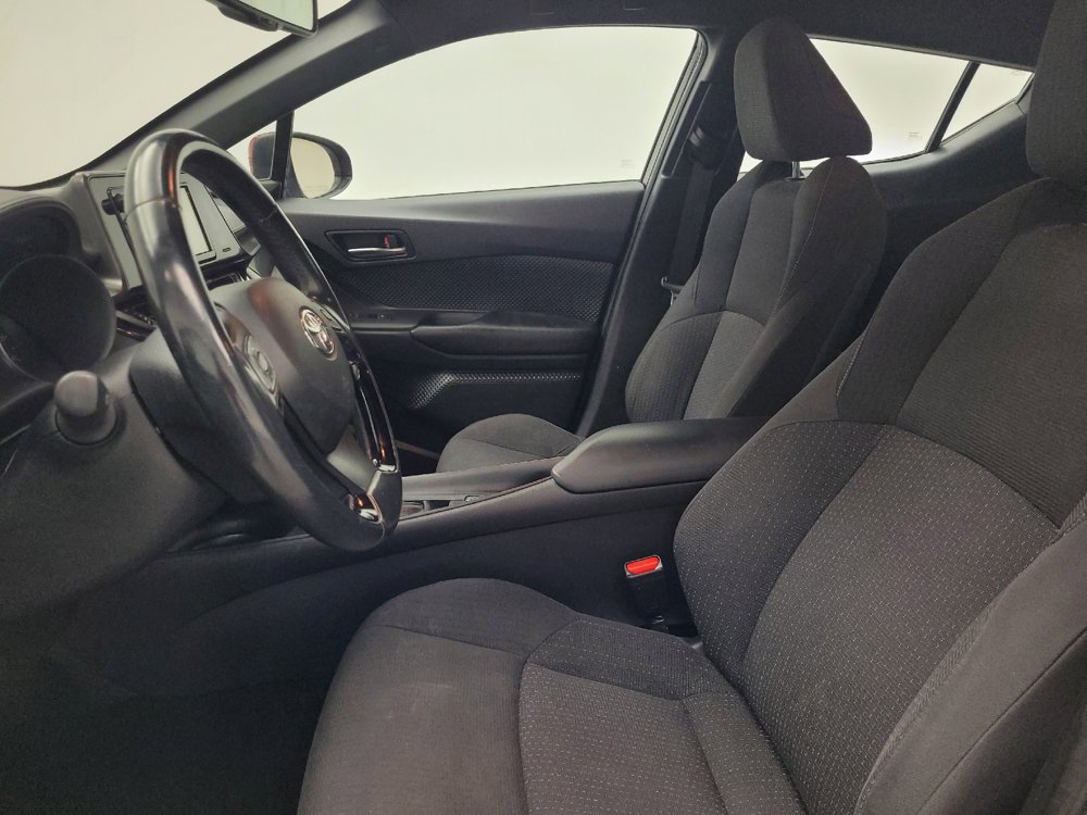 Used 2018 Toyota C-HR XLE FWD image 17