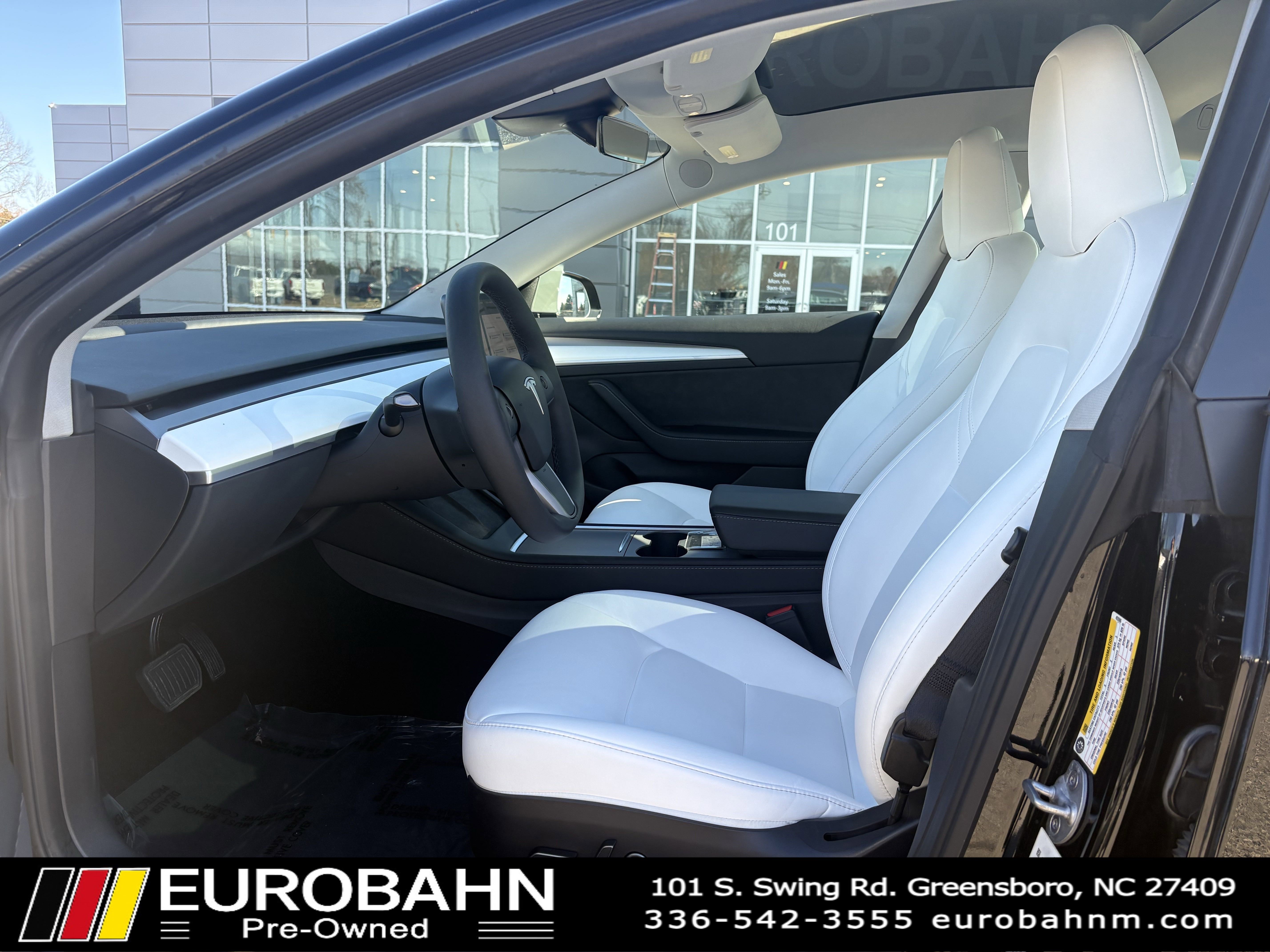 Used 2023 Tesla Model 3 Standard Range image 7