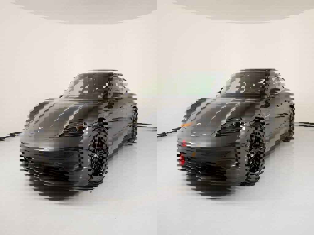 New 2026 Porsche Taycan 4S video 1