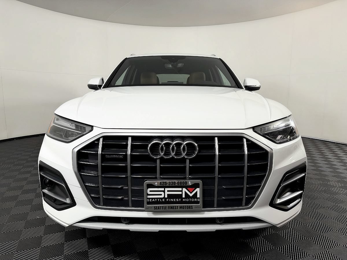 Used 2023 Audi Q5 2.0T Premium w/ Convenience Package AWD/4WD image 4