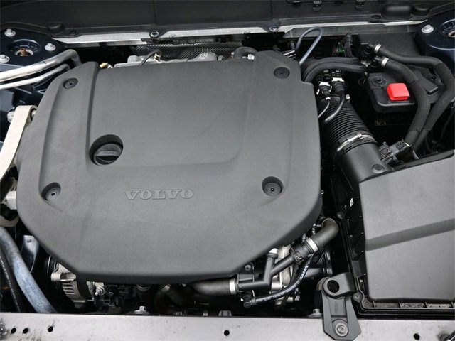 Used 2023 Volvo XC60 B6 Ultimate w/ Climate Package image 36