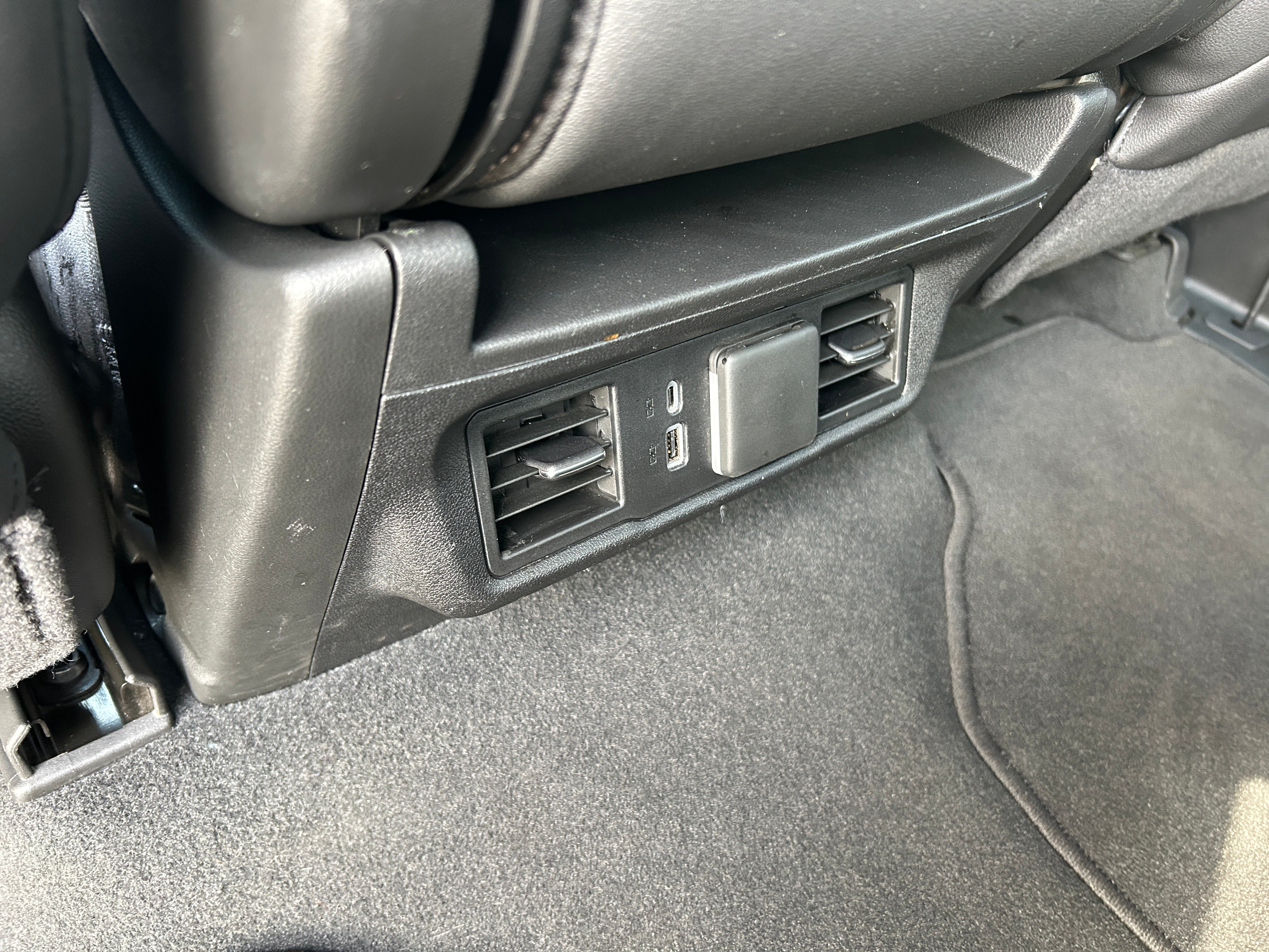 Used 2026 GMC Sierra 1500 SLT AWD/4WD image 25