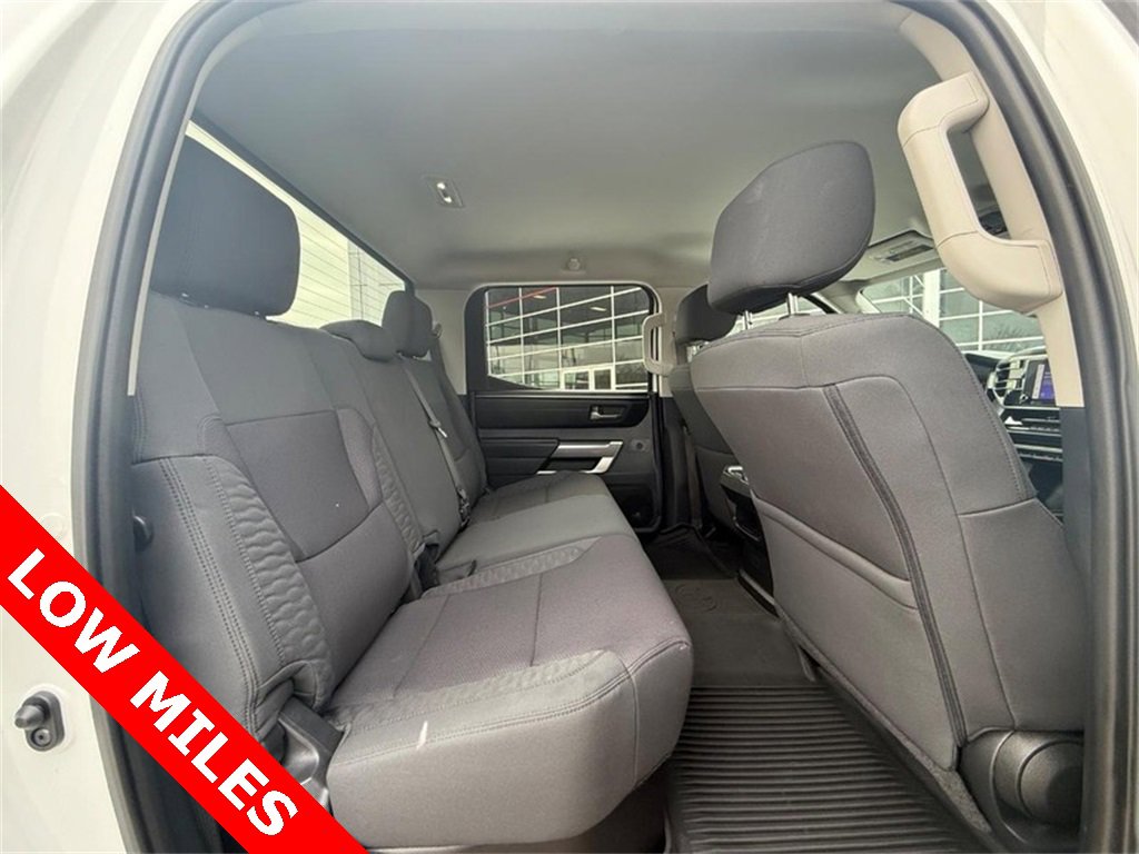 Used 2022 Toyota Tundra SR5 w/ SR5 Convenience Package image 9