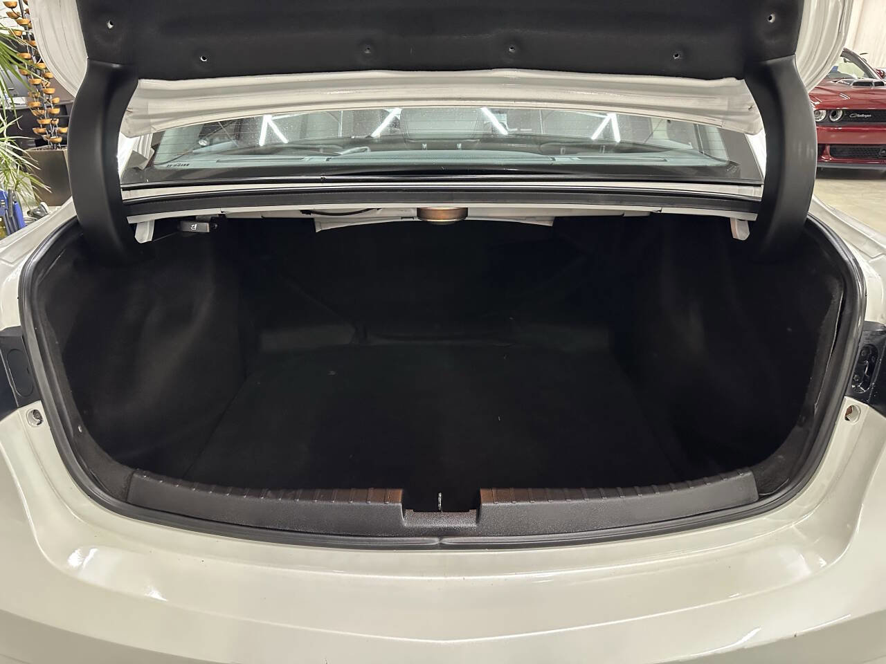 Used 2020 Acura ILX w/Premium 4dr Sedan Package image 8