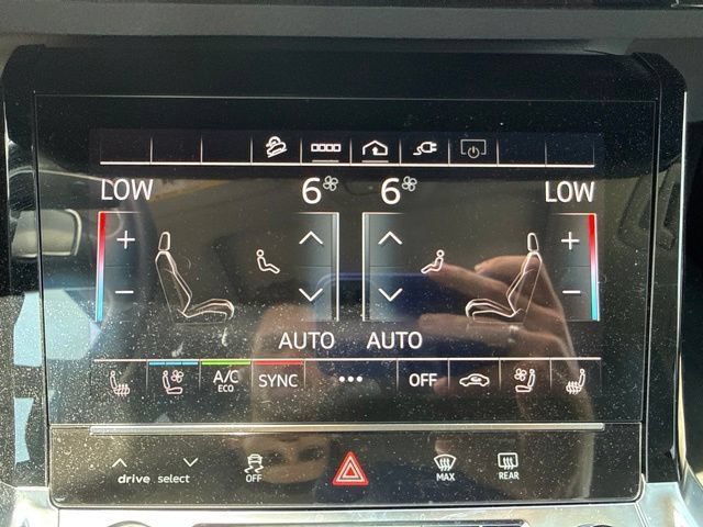 Used 2024 Audi Q8 e-tron Premium Plus w/ Premium Plus Package AWD/4WD image 23