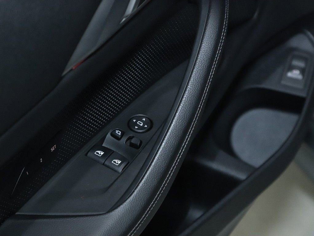 Used 2023 BMW 430i xDrive Coupe w/ Premium Package image 14