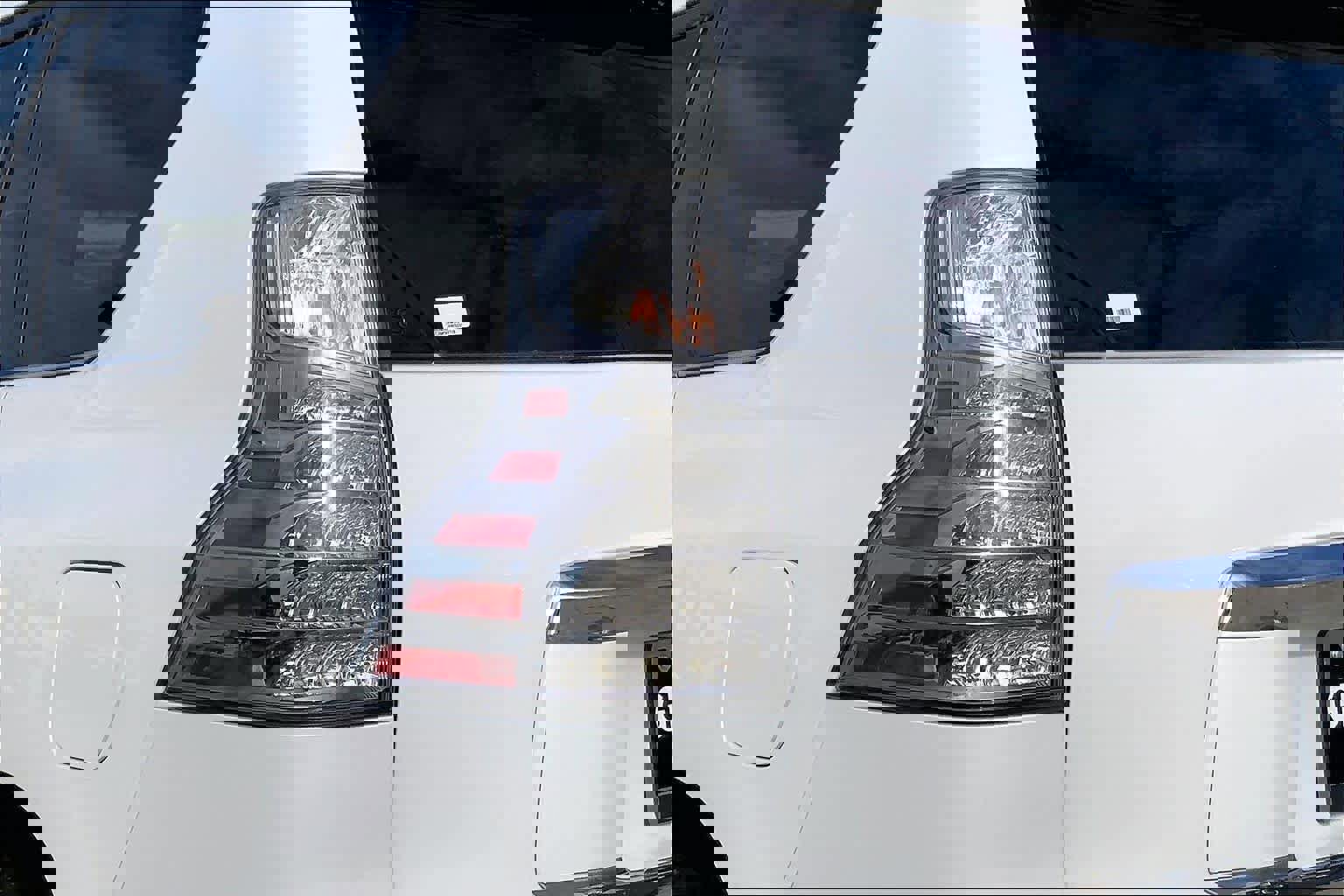 Used 2019 Lexus GX 460 Premium image 28