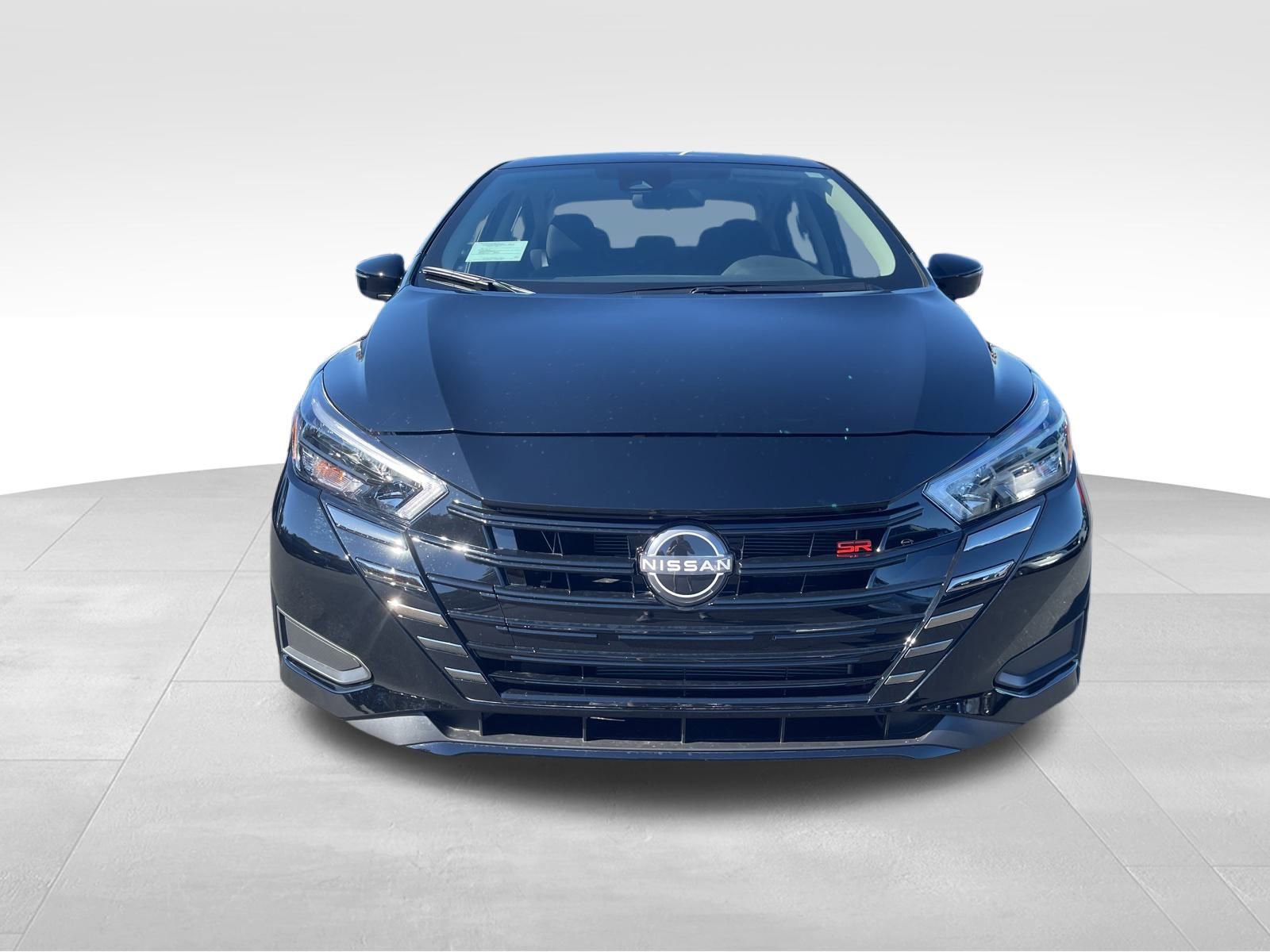 New 2025 Nissan Versa SR image 3