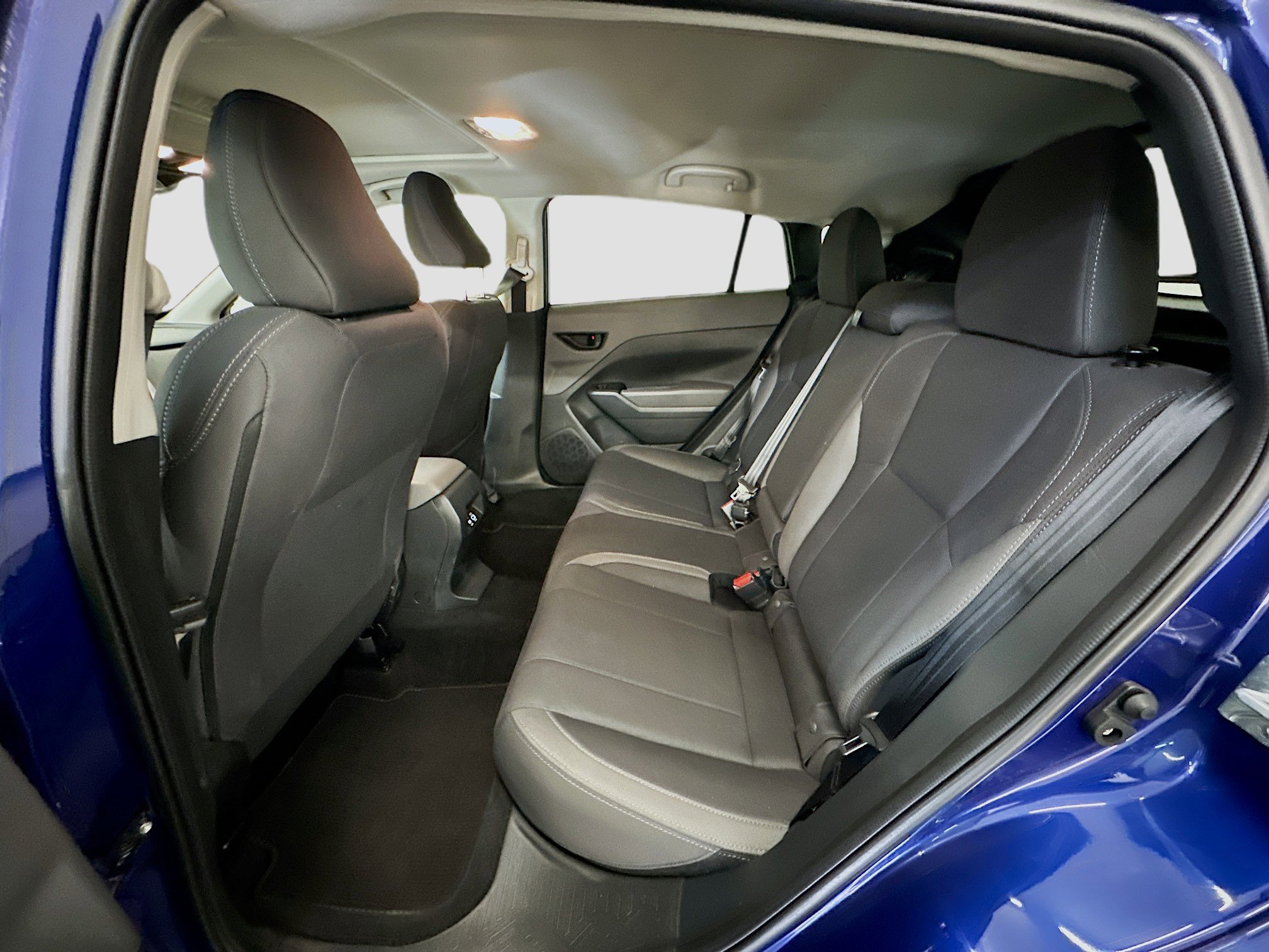 Used 2025 Subaru Crosstrek 2.0i Premium image 29