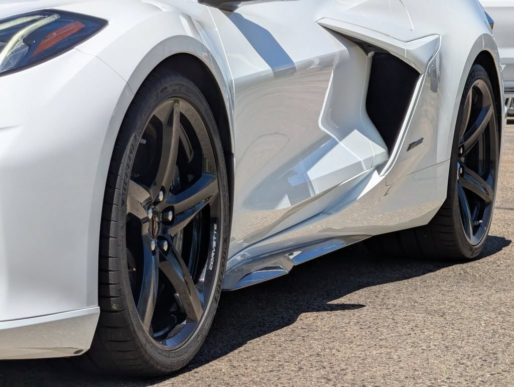 Used 2024 Chevrolet Corvette E-Ray AWD/4WD image 8