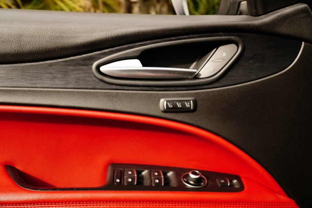 Used 2021 Alfa Romeo Stelvio Sprint w/ Sun & Sound Package image 25