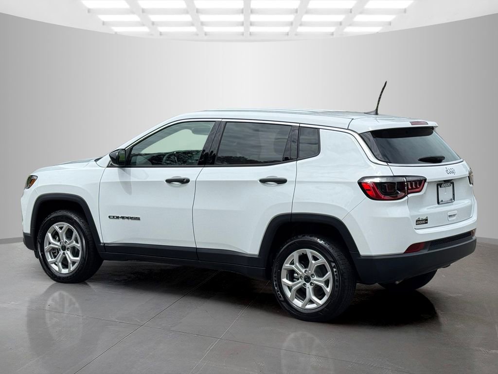 New 2025 Jeep Compass Sport image 4