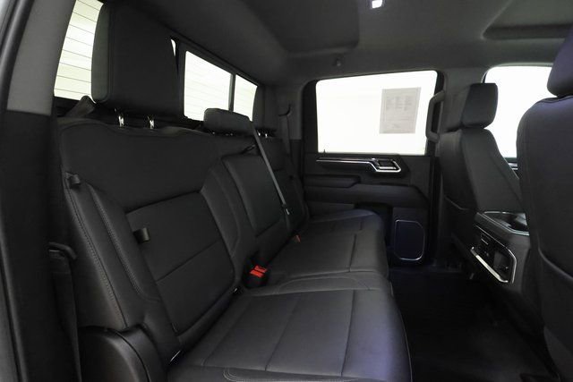 Used 2025 Chevrolet Silverado 2500 LTZ w/ LTZ Premium Package image 24