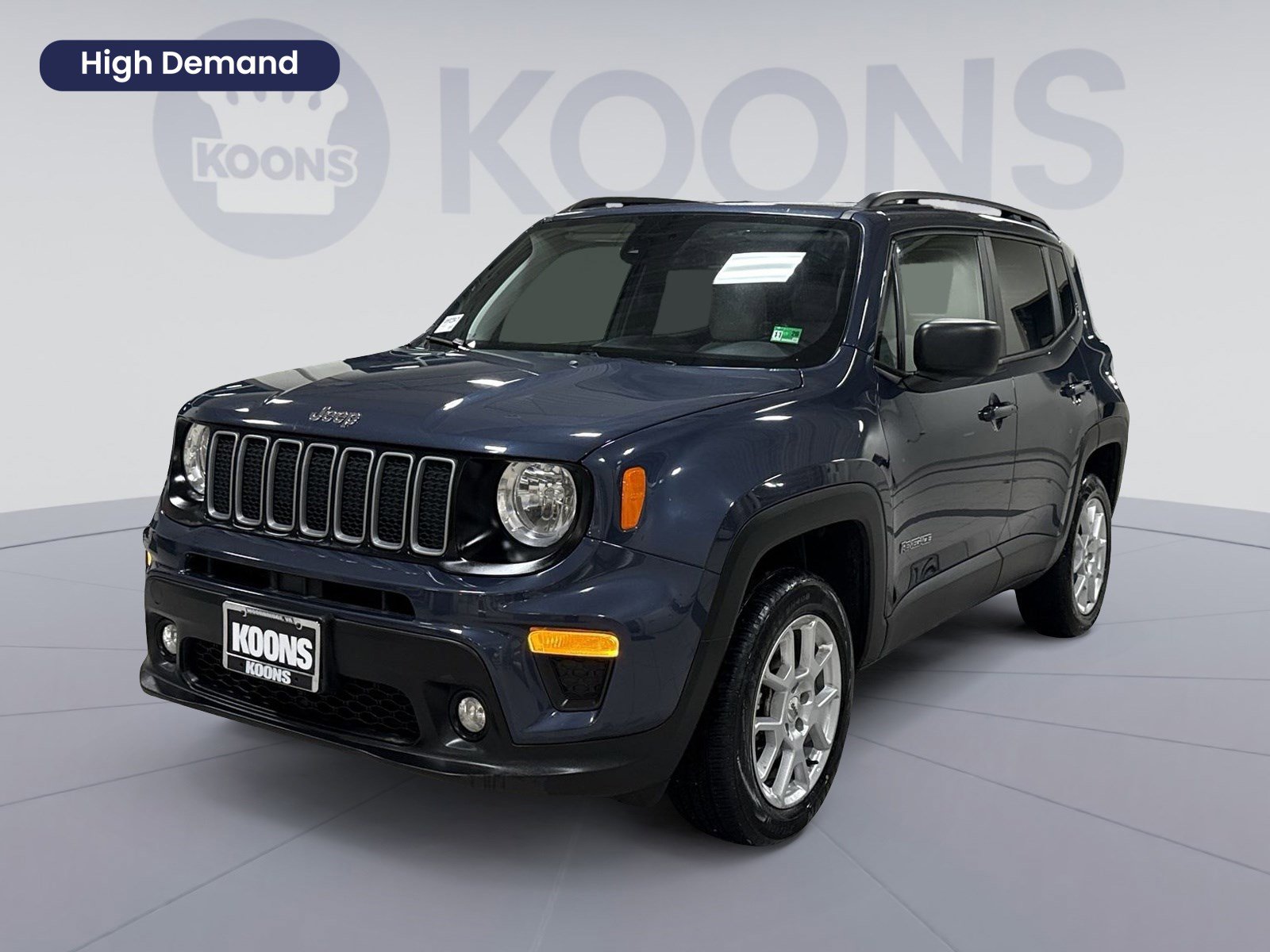 Used 2022 Jeep Renegade Latitude w/ Sun/Sound Group