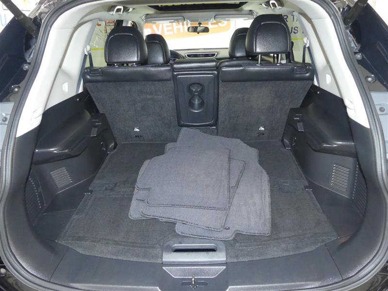 Used 2015 Nissan Rogue SL w/ SL Premium Package AWD/4WD image 29