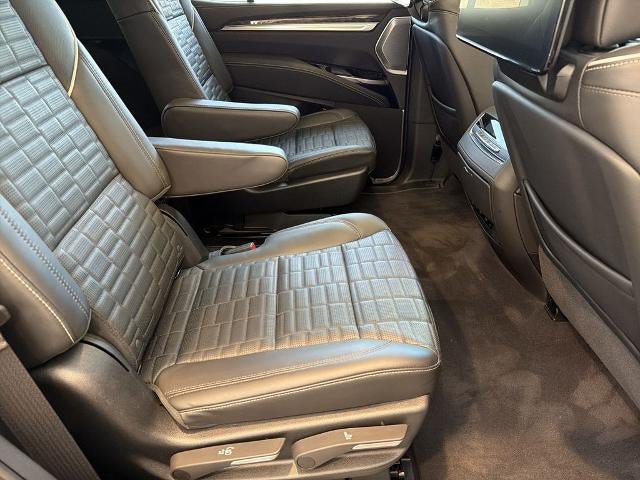 Certified 2026 Cadillac Escalade Platinum Sport w/ LPO, ONYX Package AWD/4WD image 14