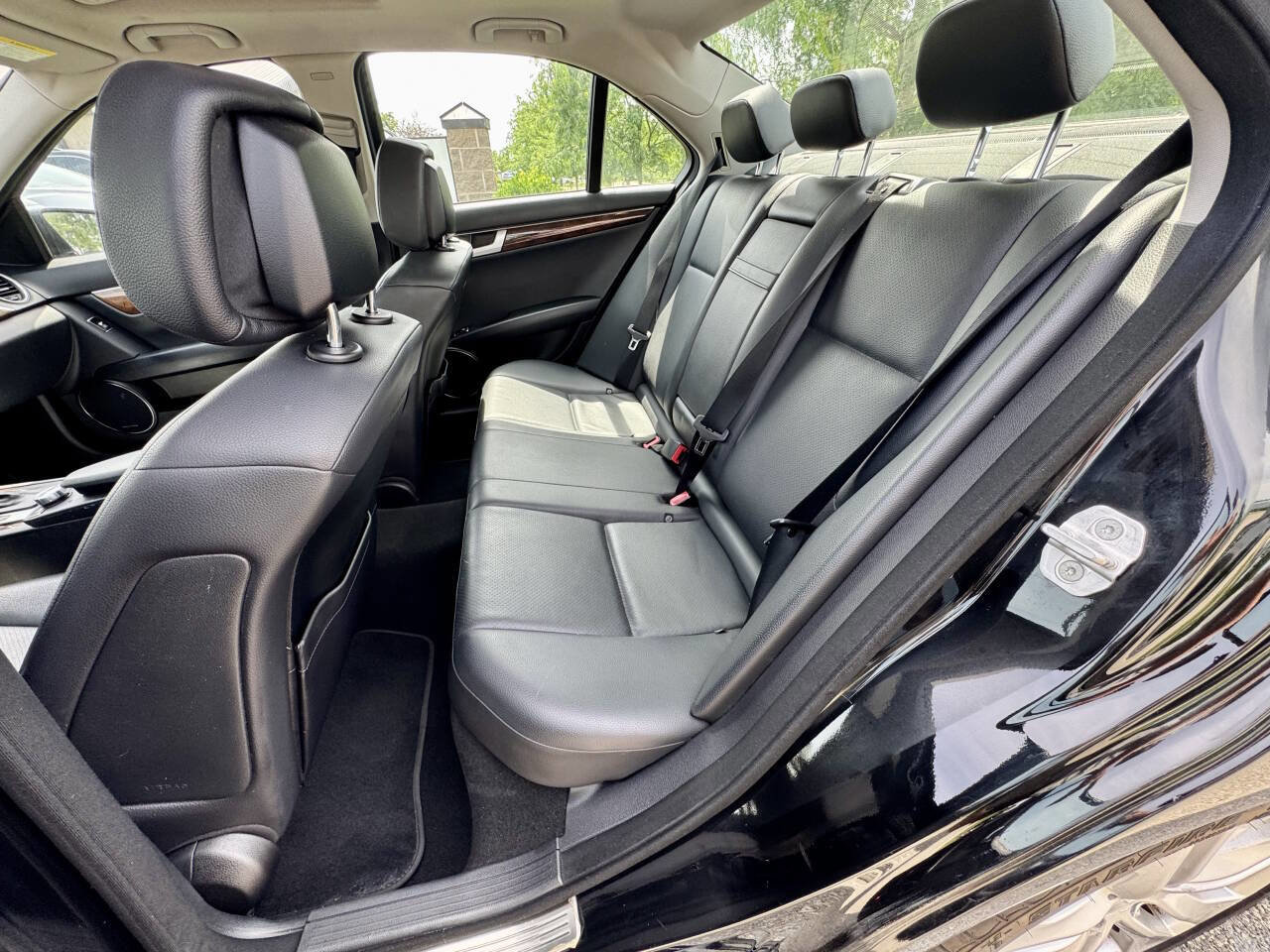 Used 2013 Mercedes-Benz C 300 4MATIC Sedan image 20