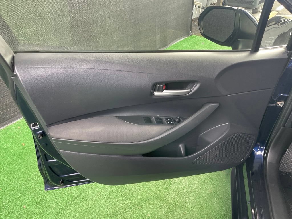 Used 2020 Toyota Corolla LE FWD image 31