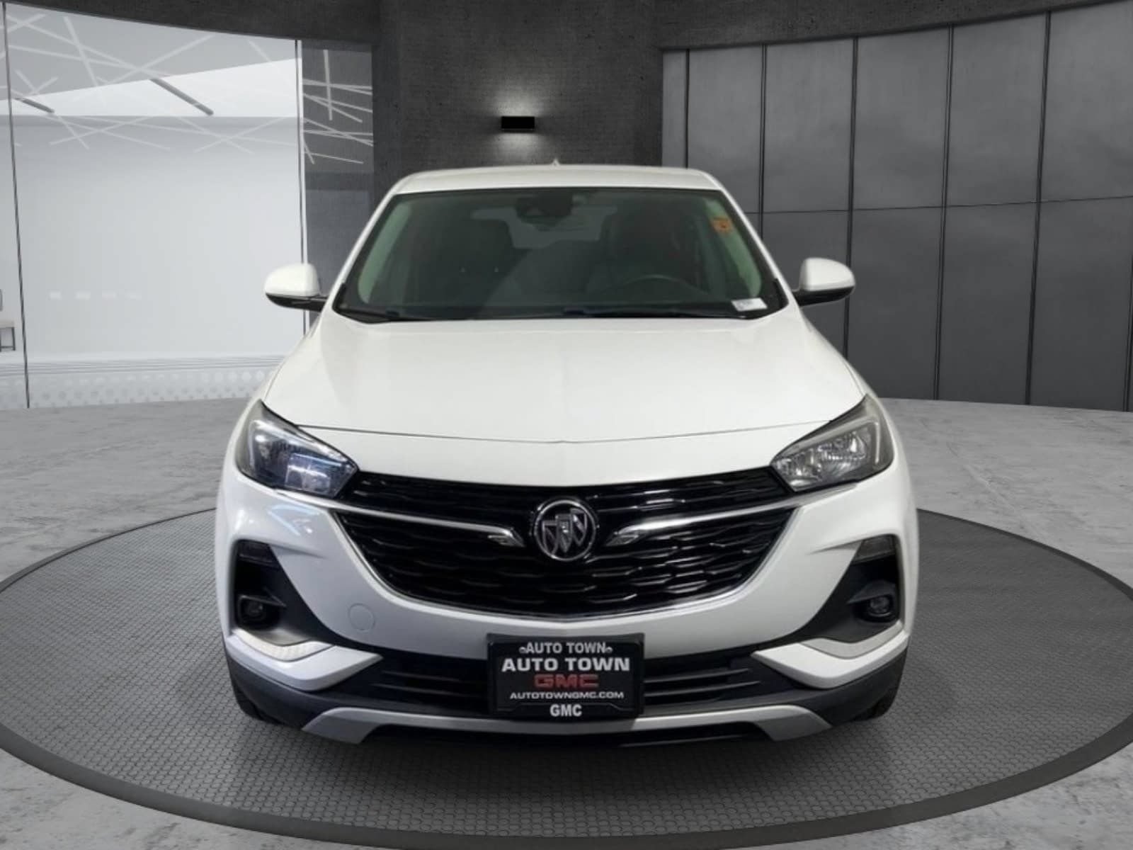 Used 2021 Buick Encore GX Preferred w/ Cold Weather Comfort Package FWD image 2