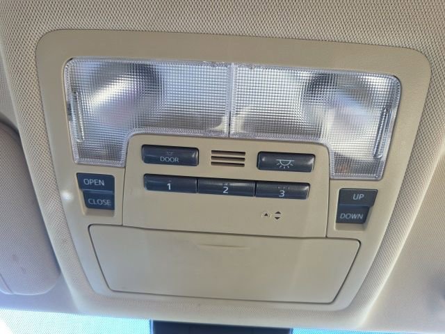 Used 2018 Toyota Highlander Limited image 31