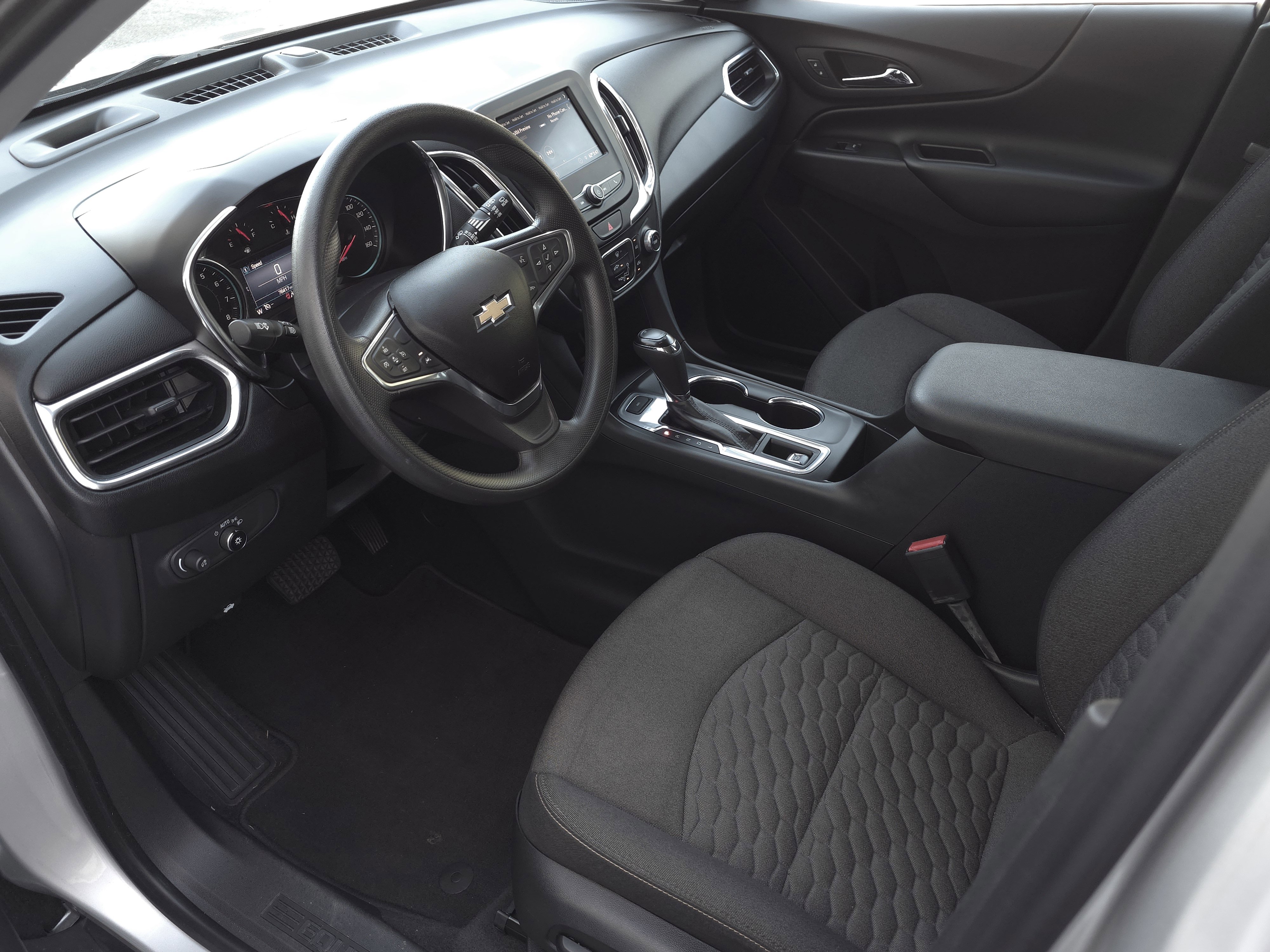 Used 2020 Chevrolet Equinox LT image 9