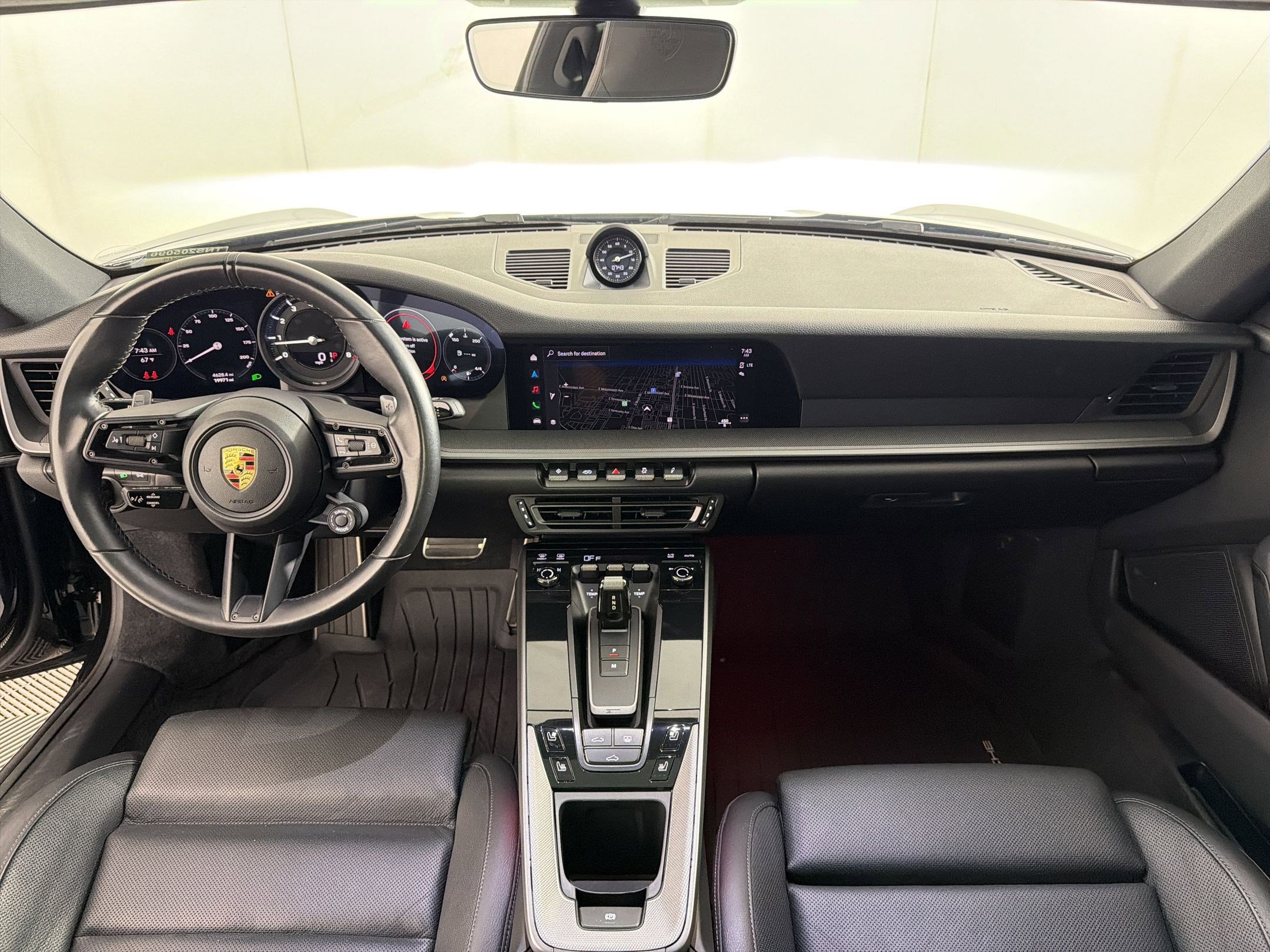 Used 2022 Porsche 911 Carrera RWD image 16