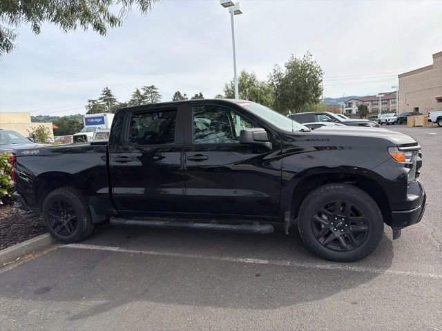 Used 2023 Chevrolet Silverado 1500 Custom w/ LPO, Dark Essentials Package image 4