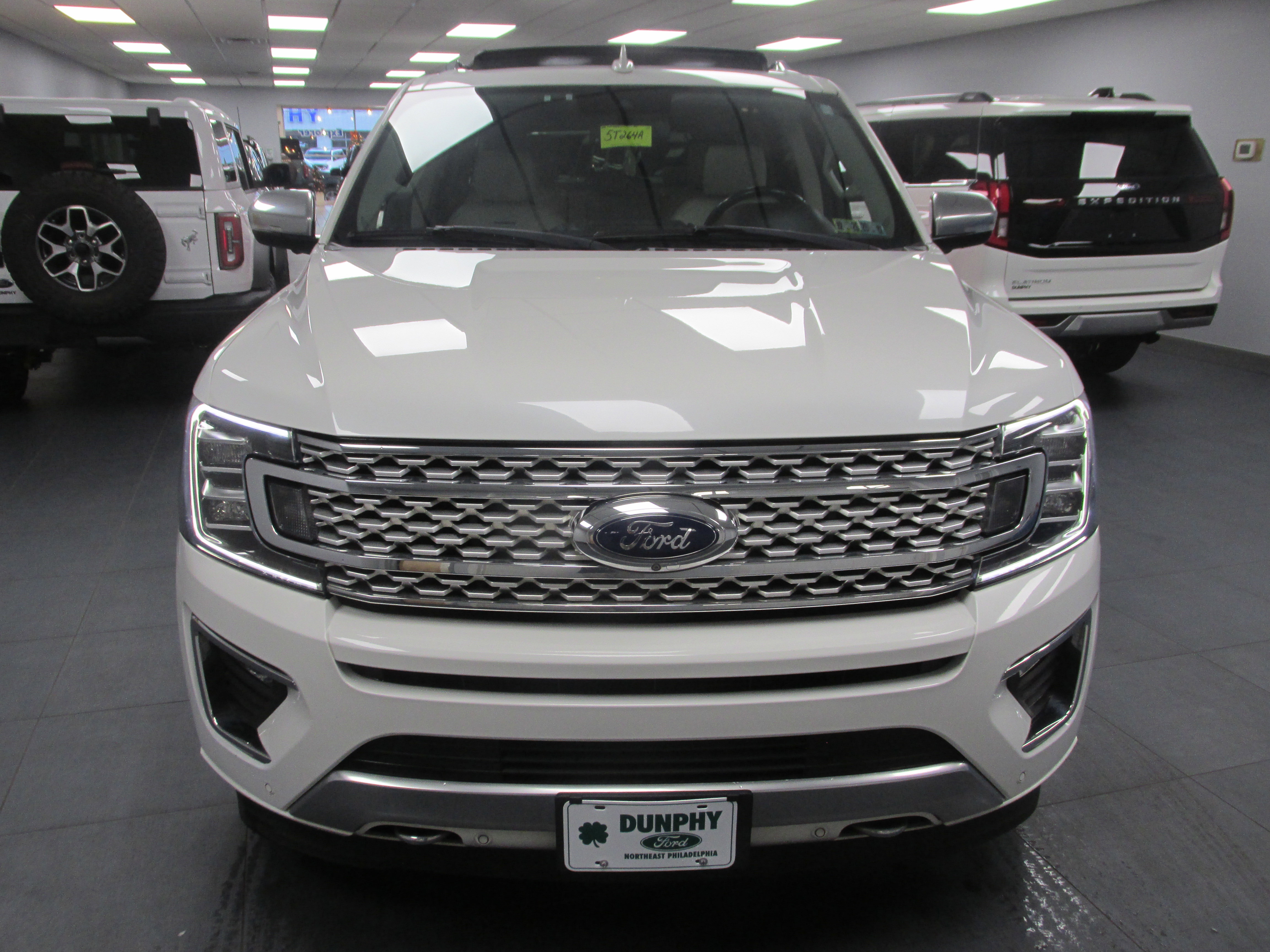 Certified 2020 Ford Expedition Max Platinum image 2