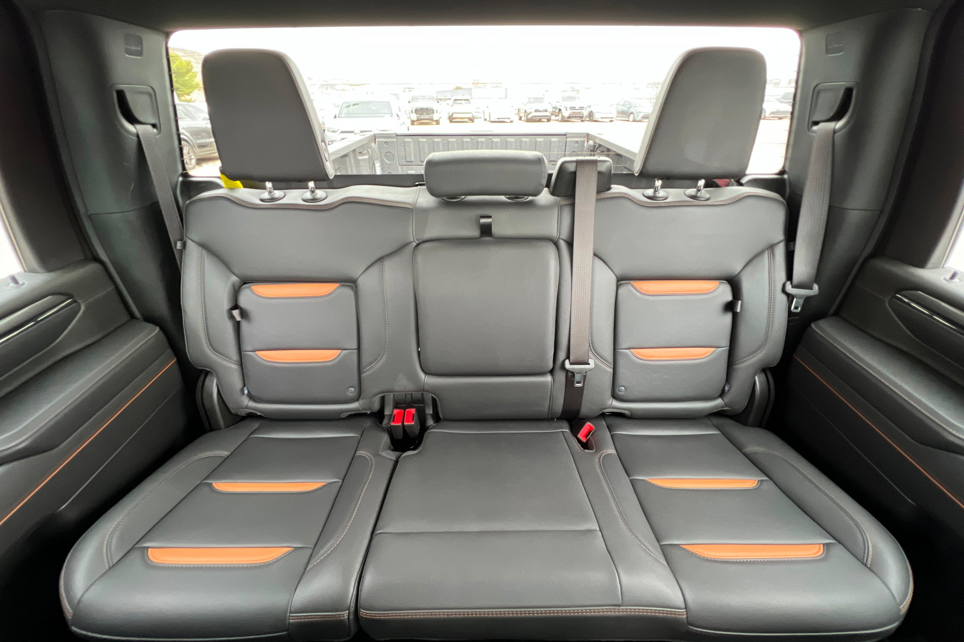 Certified 2025 GMC Sierra 3500 AT4 image 25