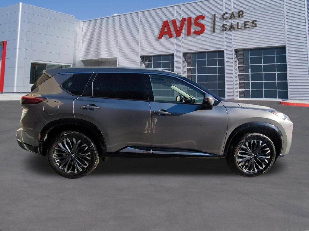 Used 2026 Nissan Rogue Platinum w/ Platinum Premium Package AWD/4WD image 5