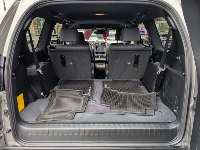 Used 2020 Lexus GX 460 Premium image 28