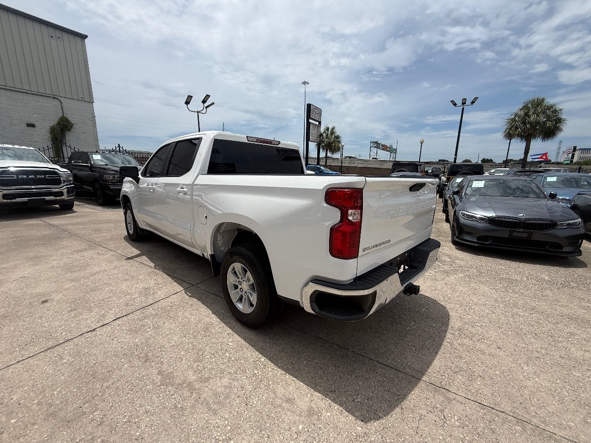 Used 2021 Chevrolet Silverado 1500 LT RWD image 9