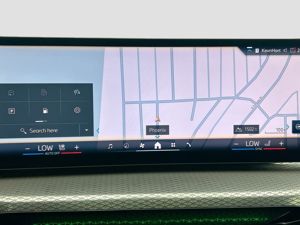 Certified 2025 BMW 330i Sedan w/ Convenience Package image 14