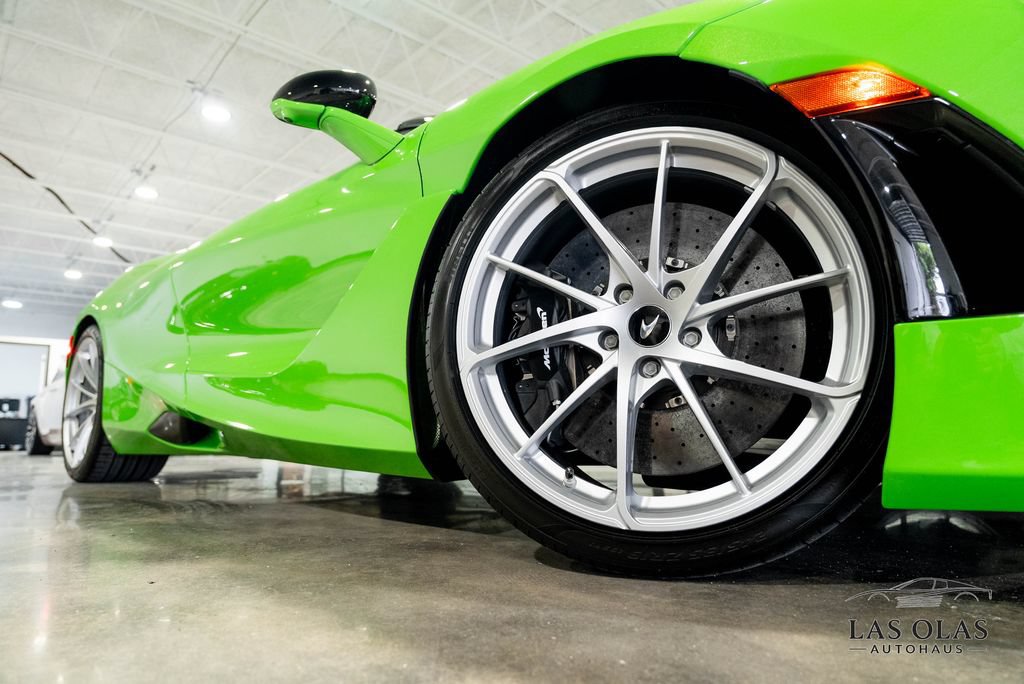 Used 2026 McLaren 750S Spider RWD image 11