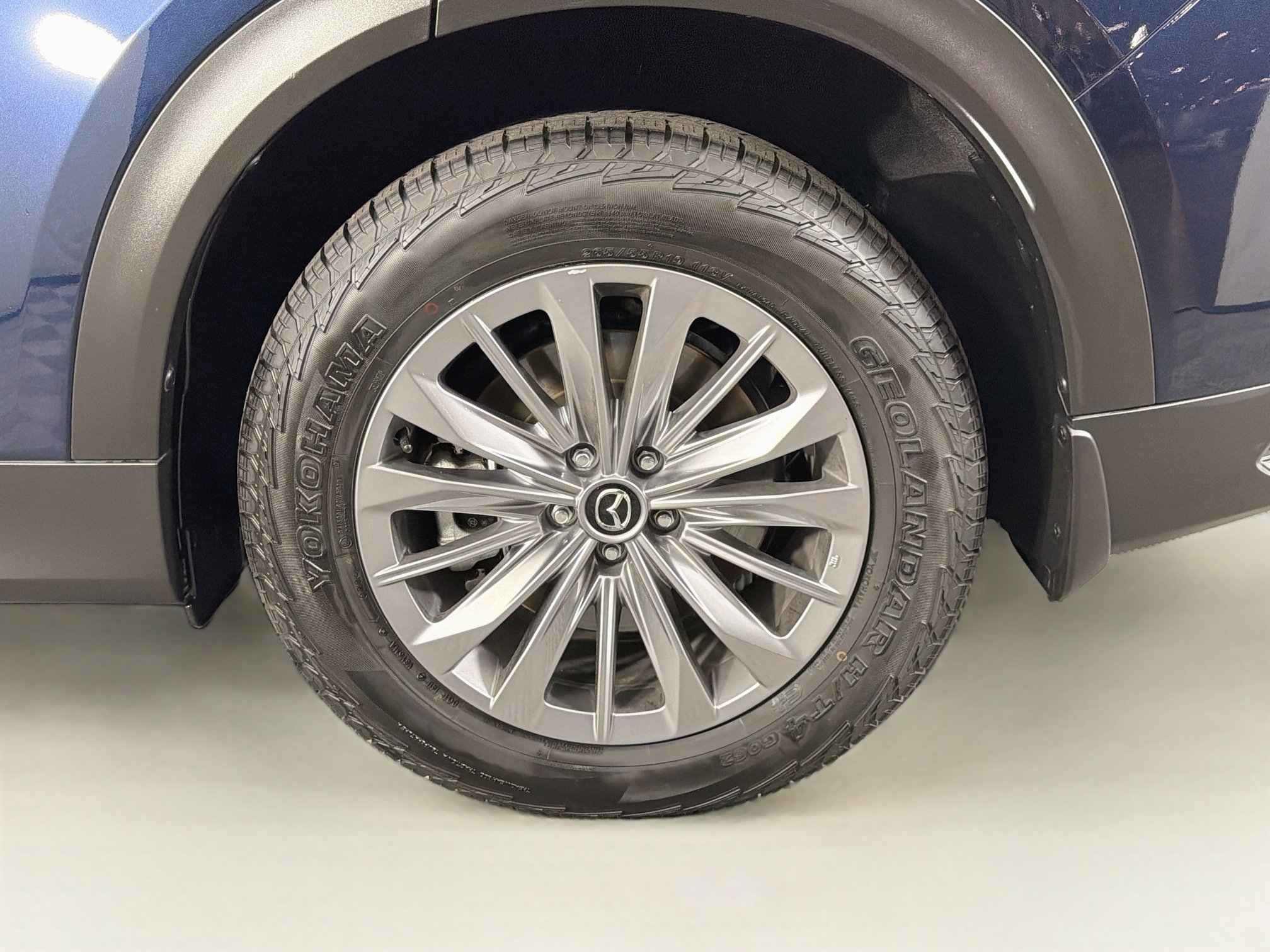 Used 2024 MAZDA CX-90 Plug-In Hybrid w/ Preferred AWD/4WD image 11