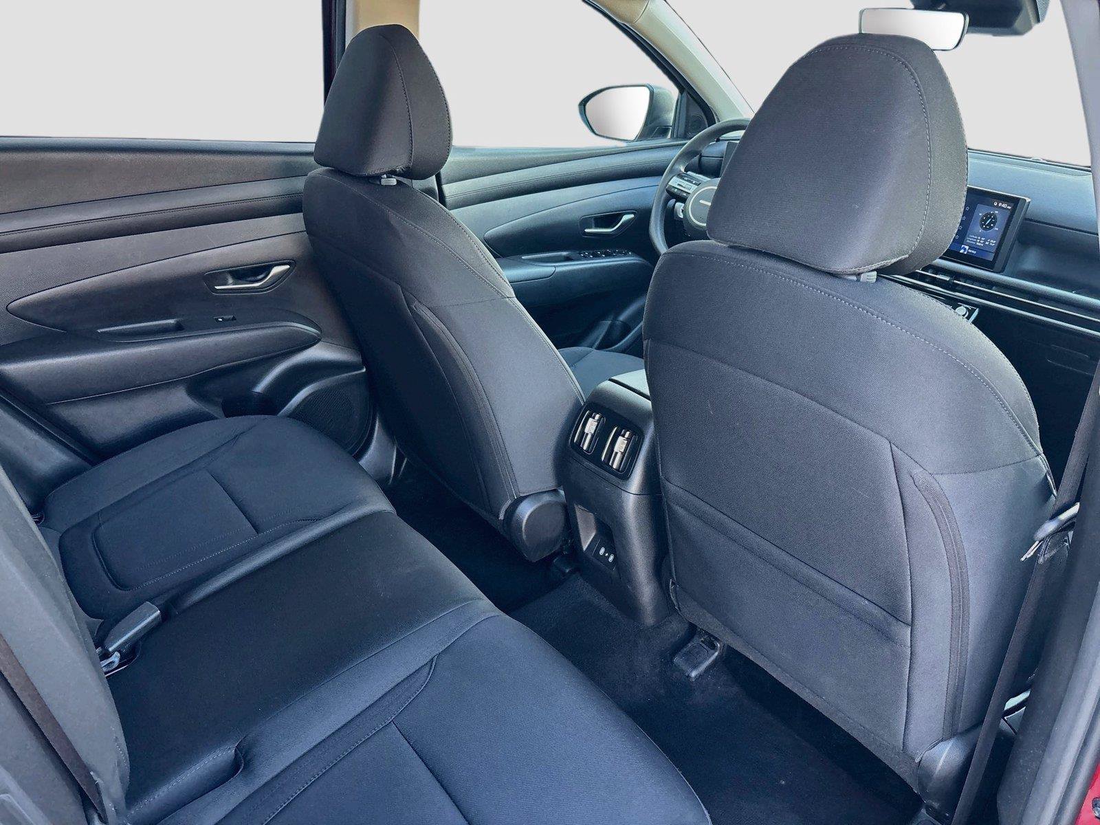 Certified 2025 Hyundai Tucson SEL AWD/4WD image 33