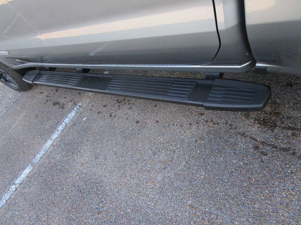 New 2026 GMC Sierra 1500 Elevation image 10