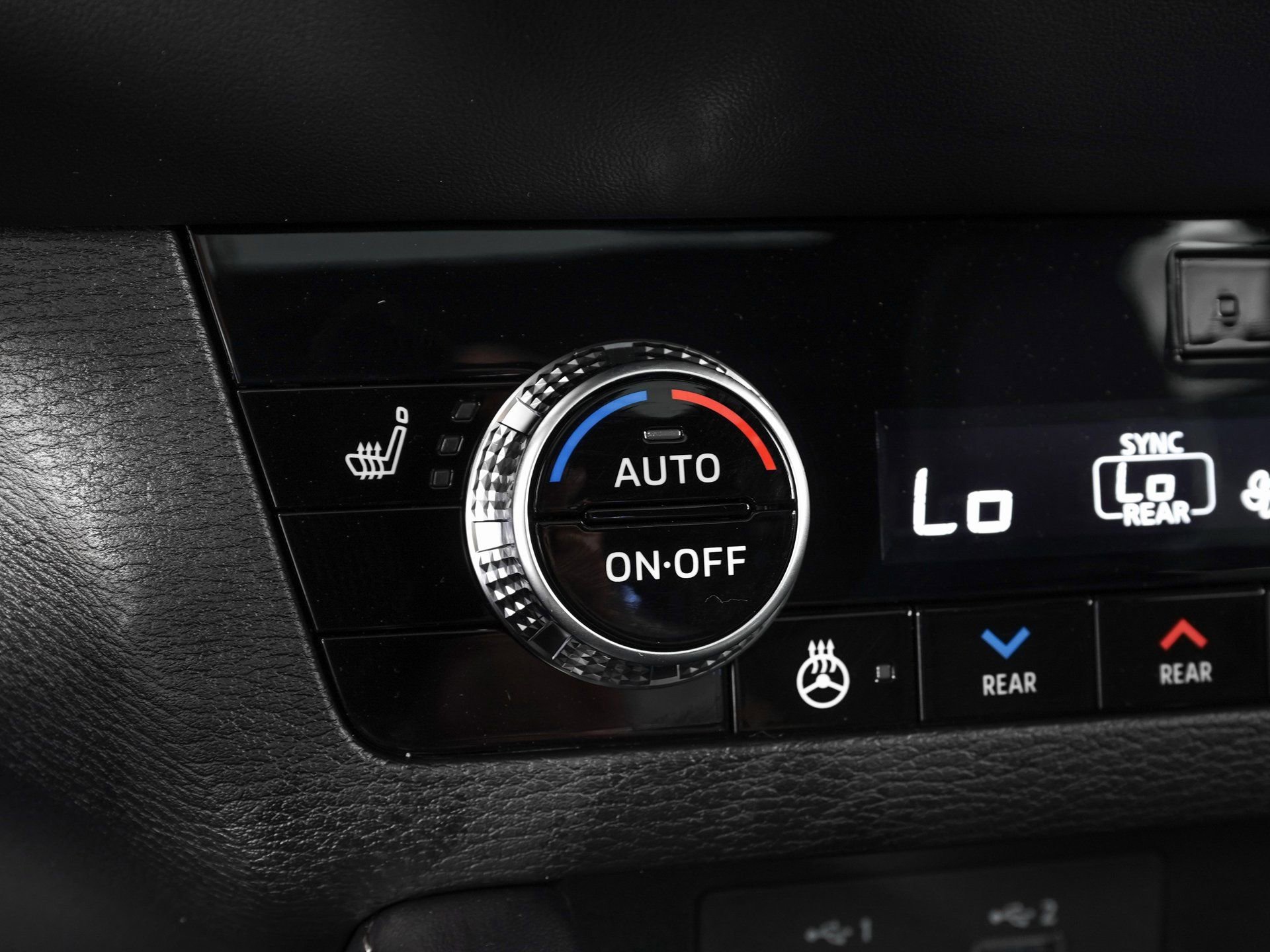 New 2025 Mitsubishi Outlander SEL Black Edition image 8